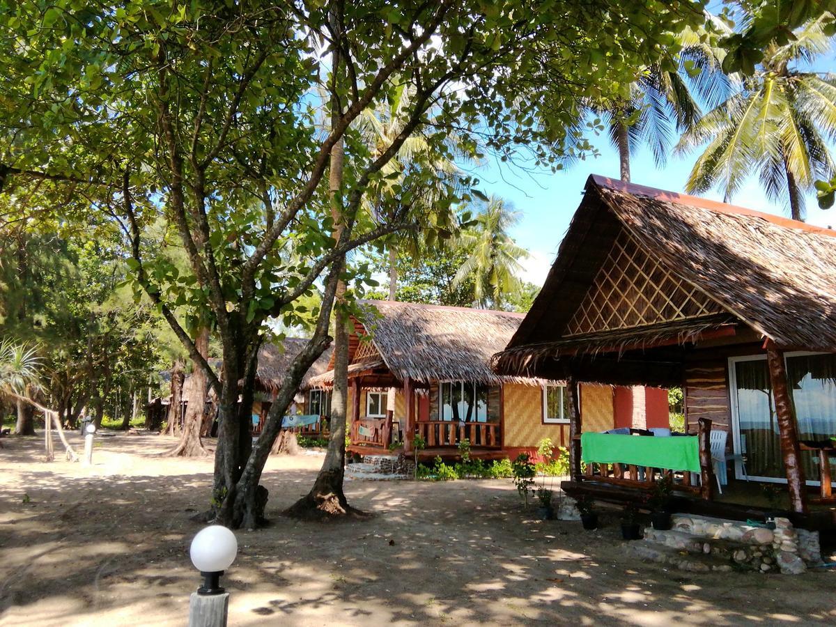 Kohjum Freedom Resort Koh Jum Eksteriør bilde