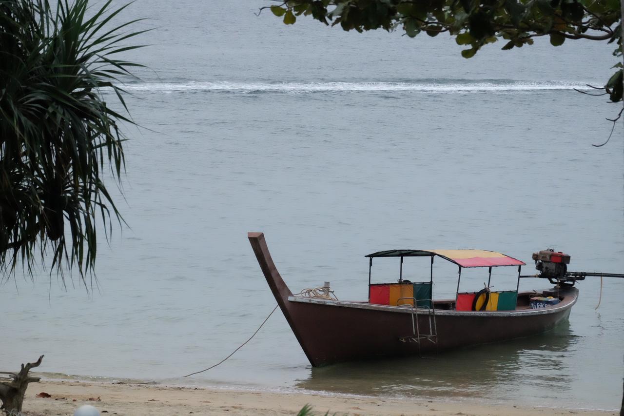 Kohjum Freedom Resort Koh Jum Eksteriør bilde