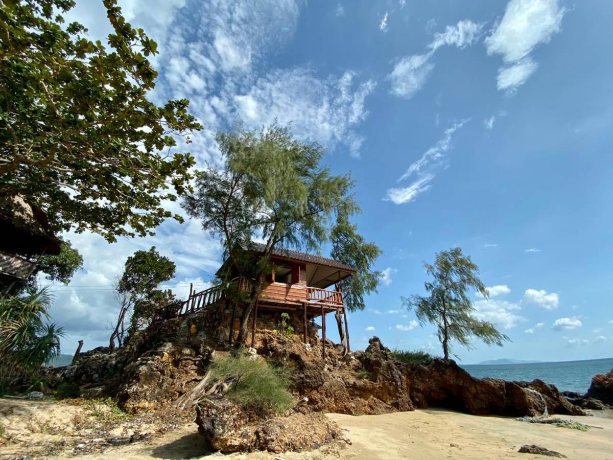 Kohjum Freedom Resort Koh Jum Eksteriør bilde